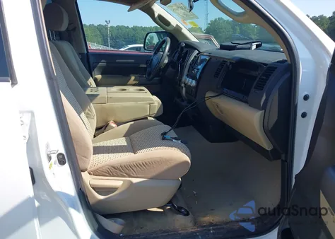 2010 Toyota Tundra Grade 4.6L V8 from USA, damaged, VIN 5TFRM5F19AX015002